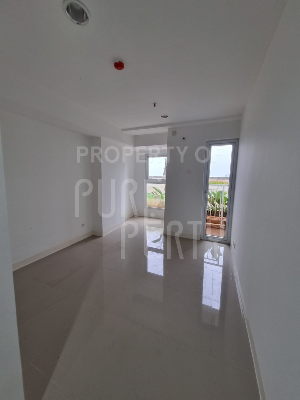 Samesta Mahata Tanjung Barat Studio Room Unfurnished